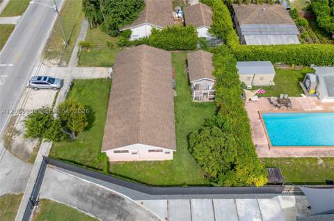 822 NW 15th St, Homestead FL - photo 6 of 9