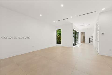 3352 SW 28th Ter, Miami FL - photo 15 of 41