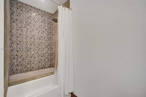 20475 NE 10th Place, Miami FL - photo 21 of 24