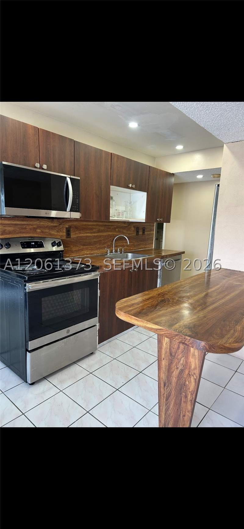 2 bedroom Condominium at 9340 W Flagler St 104B, South Winds Condo, Miami — photo 5