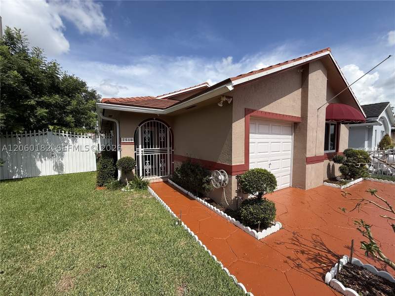 3 bedroom SingleFamilyResidence at 7510 W 4th Ave, Andre Park, Hialeah — photo 3