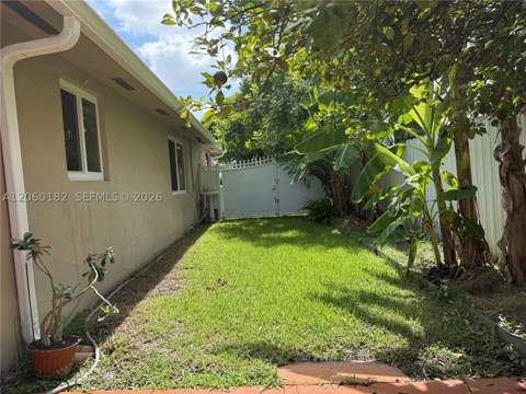 7510 W 4th Ave, Hialeah FL - photo 6 of 31
