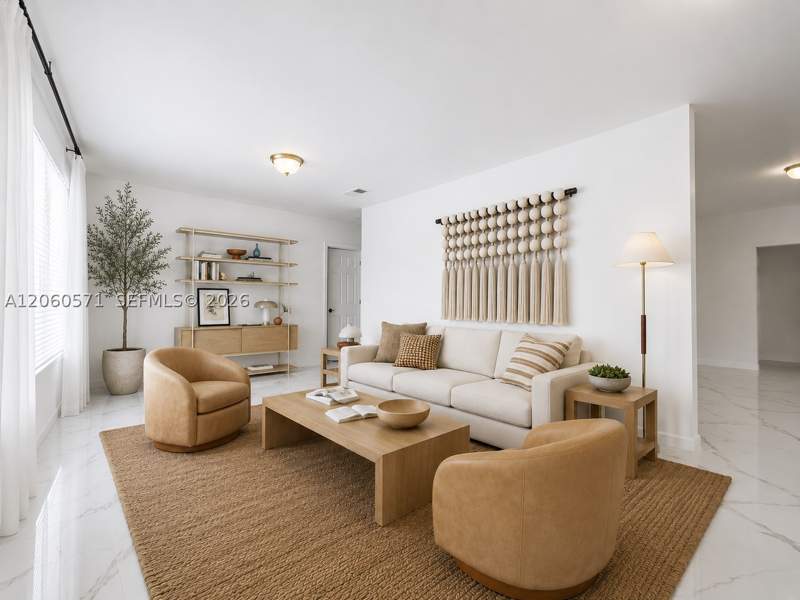 6 bedroom SingleFamilyResidence at 19727 SW 118th Pl, South Miami Heights Addn, Miami — photo 2