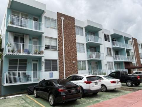 1150 Euclid Ave 306, Miami Beach FL - photo 8 of 9