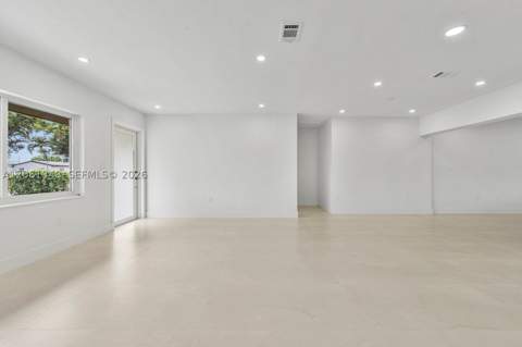 16100 NW 28th Ct, Miami Gardens FL - photo 10 of 47