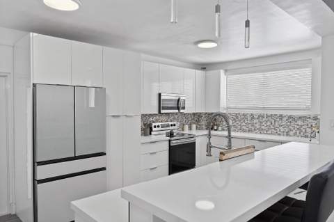 17840 NW 28th Court, Miami Gardens FL - photo 9 of 30