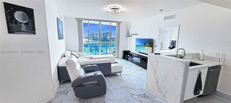 2 bedroom Condominium at 7910 W Harbor Island Dr 708, 360 Condo B, North Bay Village — photo 3