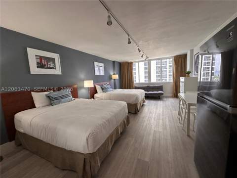 19201 Collins Ave 723, Sunny Isles Beach FL - photo 23 of 43