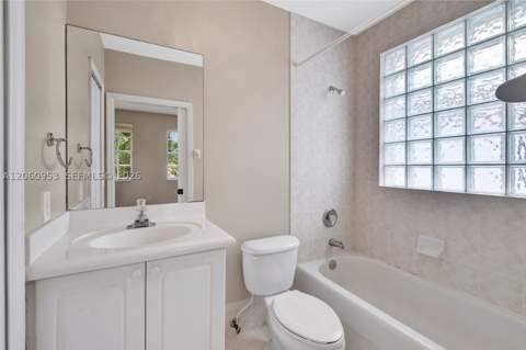 14443 SW 12th Ln, Miami FL - photo 23 of 35