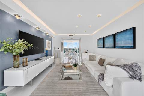 300 S Pointe Dr 2104, Miami Beach FL - photo 18 of 53