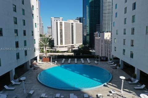 500 Brickell Ave 2407, Miami FL - photo 19 of 28