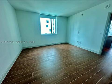 500 Brickell Ave 2407, Miami FL - photo 9 of 28