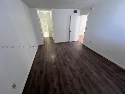1665 Bay Rd 416, Miami Beach FL - photo 8 of 37