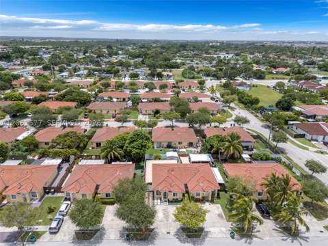 12260 SW 214th St 2, Miami FL - photo 6 of 36