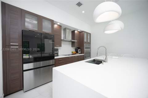 8995 NW 161st Ter, Miami Lakes FL - photo 11 of 49