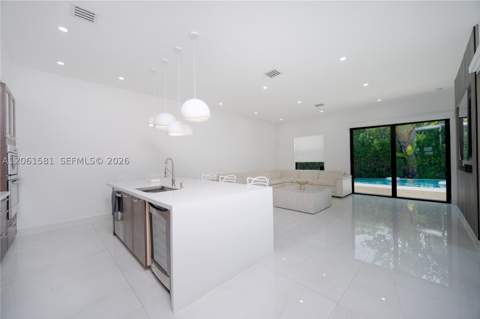 8995 NW 161st Ter, Miami Lakes FL - photo 14 of 49