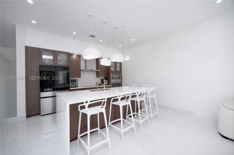 8995 NW 161st Ter, Miami Lakes FL - photo 15 of 49
