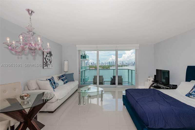 0 bedroom Condominium at 1000 West Ave 1220, Mirador 1000 Condo, Miami Beach — photo 3