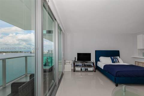 1000 West Ave 1220, Miami Beach FL - photo 6 of 22