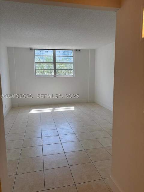 19390 Collins Ave 308, Sunny Isles Beach FL - photo 9 of 19