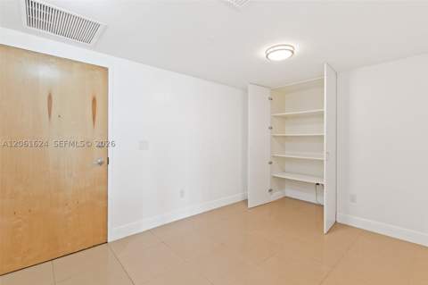 350 S Miami Ave 1805, Miami FL - photo 6 of 36
