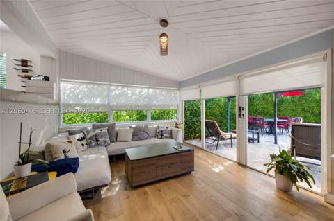 1324 Normandy Dr, Miami Beach FL - photo 14 of 63