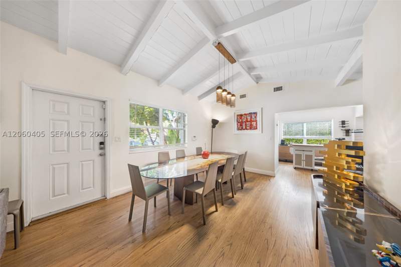 4 bedroom SingleFamilyResidence at 1324 Normandy Dr, Oceanside Sec Isle Of Nor, Miami Beach — photo 4