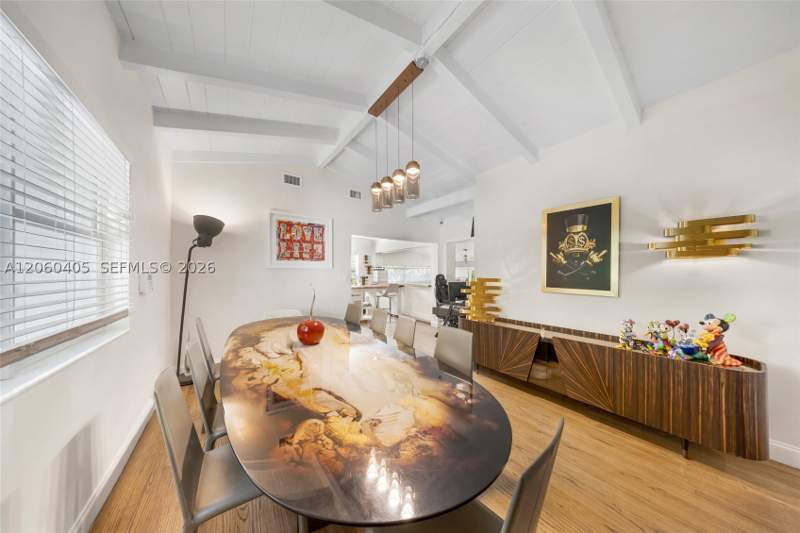 4 bedroom SingleFamilyResidence at 1324 Normandy Dr, Oceanside Sec Isle Of Nor, Miami Beach — photo 5