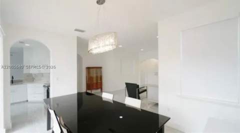 11022 NW 48th Ln, Doral FL - photo 7 of 39