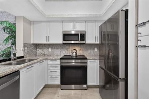 17375 Collins Ave 2101, Sunny Isles Beach FL - photo 12 of 35