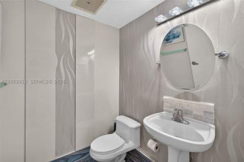 17375 Collins Ave 2101, Sunny Isles Beach FL - photo 14 of 35