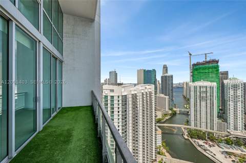90 SW 3rd St Ph-17, Miami FL - photo 14 of 52