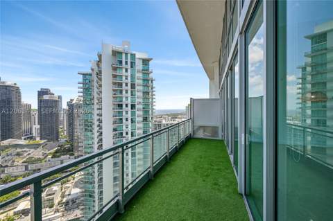 90 SW 3rd St Ph-17, Miami FL - photo 15 of 52