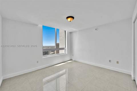 90 SW 3rd St Ph-17, Miami FL - photo 17 of 52