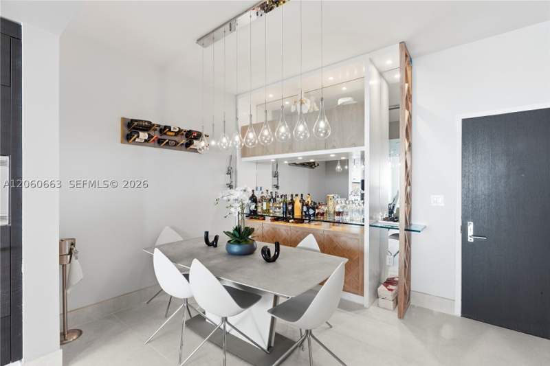 1 bedroom Condominium at 900 Biscayne Blvd 3607, 900 BISCAYNE BAY CONDO, Miami — photo 2