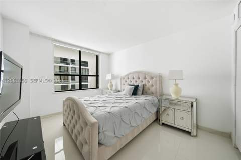 9801 Collins Ave 10V, Bal Harbour FL - photo 20 of 43