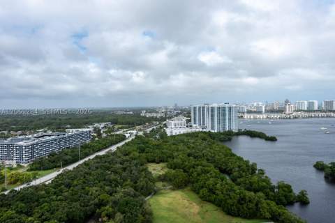 16385 Biscayne Blvd 2904, North Miami Beach FL - photo 10 of 32