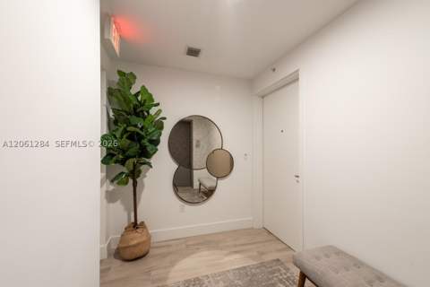 16385 Biscayne Blvd 2904, North Miami Beach FL - photo 22 of 32