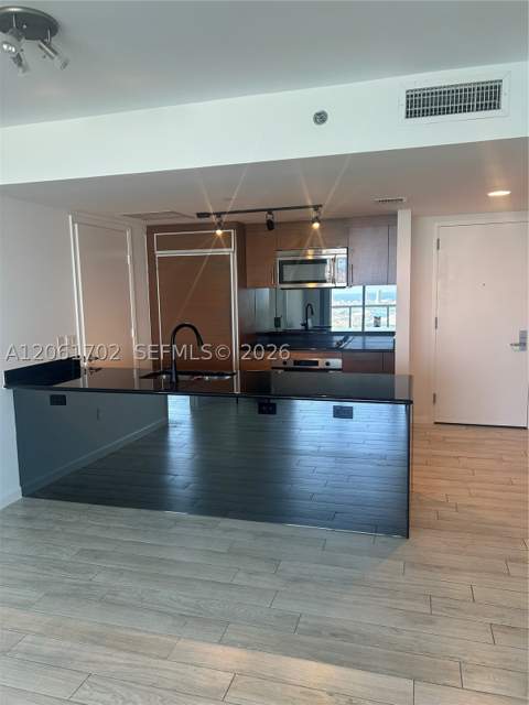 50 Biscayne Blvd 4706, Miami FL - photo 7 of 48