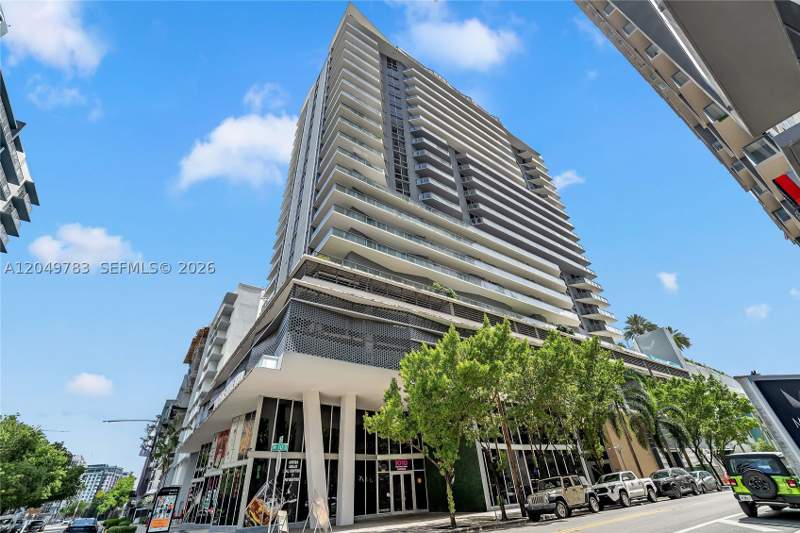 3 bedroom Condominium at 1010 SW 2nd Ave 2201, Brickell Ten Condo, Miami — photo 2
