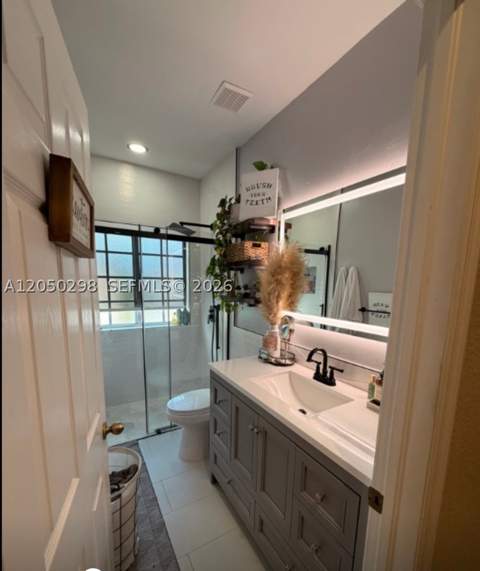 2116 NE 38th Rd, Homestead FL - photo 13 of 28