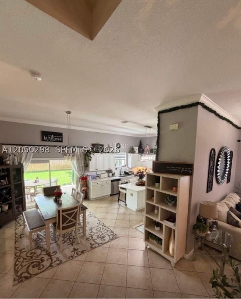 4 bedroom SingleFamilyResidence at 2116 NE 38th Rd, Floridian Bay Estates, Homestead — photo 4