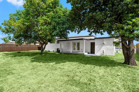 4011 NW 171st St, Miami Gardens FL - photo 12 of 37