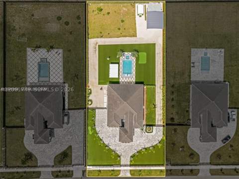18261 SW 224th St, Miami FL - photo 6 of 21