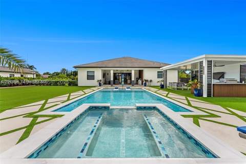 18261 SW 224th St, Miami FL - photo 7 of 21