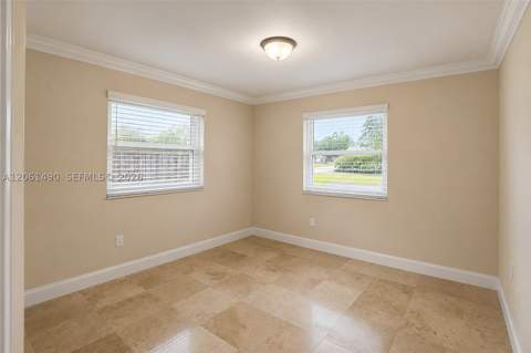 8601 SW 174th St, Palmetto Bay FL - photo 19 of 40