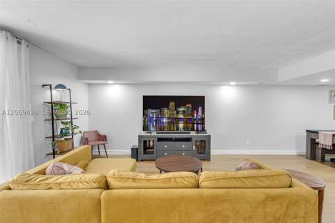 683 NE 206th Ter, Miami FL - photo 9 of 46
