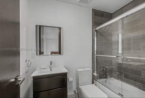 3341 NW 84th Ct, Doral FL - photo 10 of 30