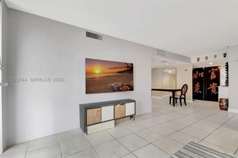 18051 Biscayne Blvd 801, Aventura FL - photo 10 of 25
