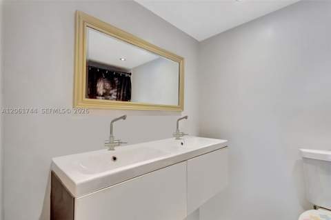 18051 Biscayne Blvd 801, Aventura FL - photo 15 of 25